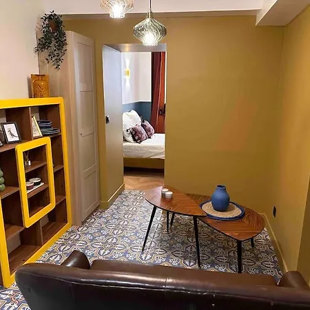 Hyper Centre Apartament *